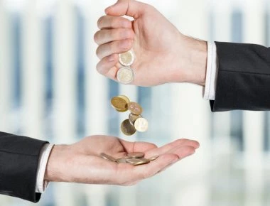 Πότε και πόσο θα αυξηθεί ο κατώτατος μισθός;